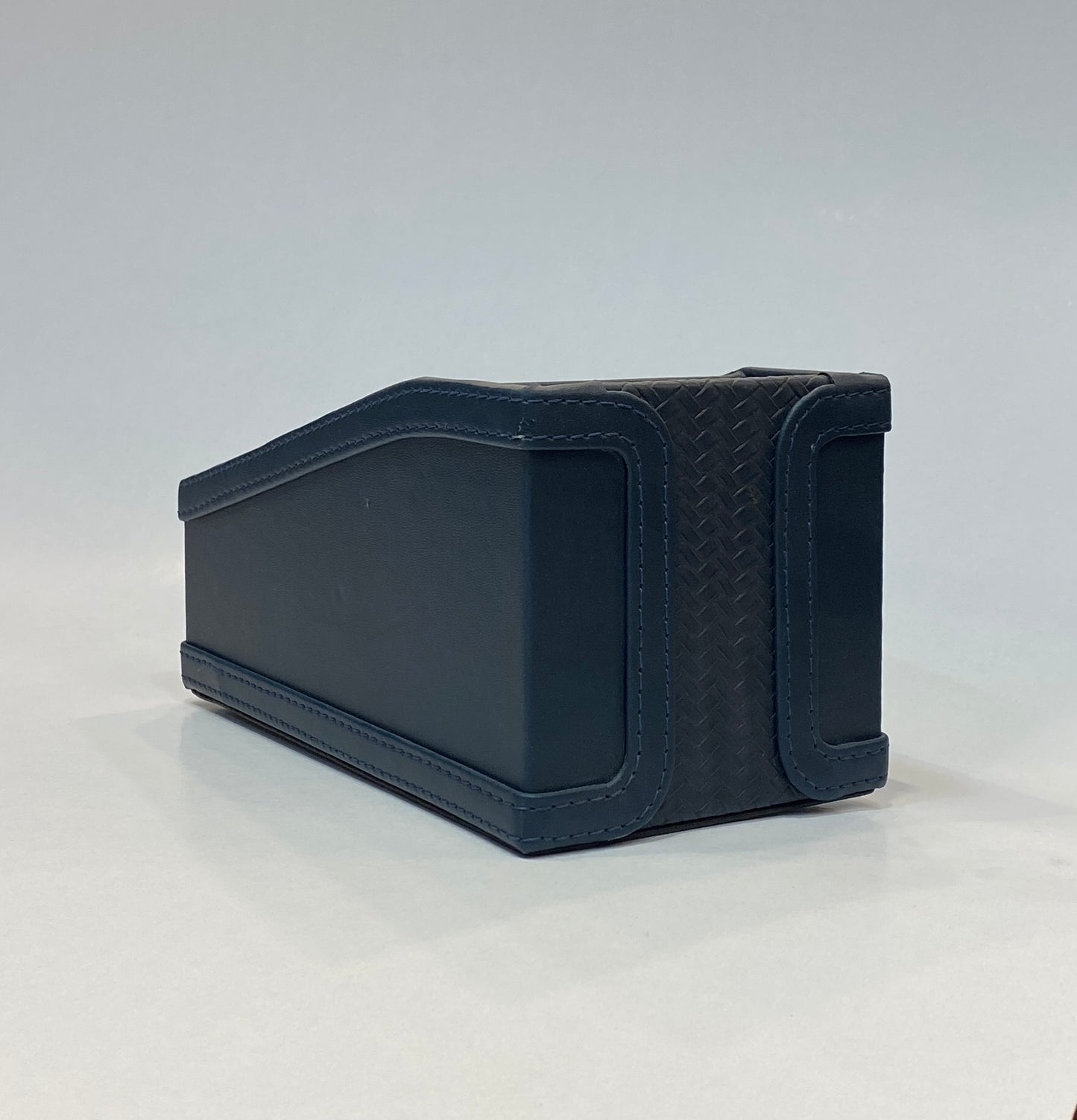 REMOTE HOLDER