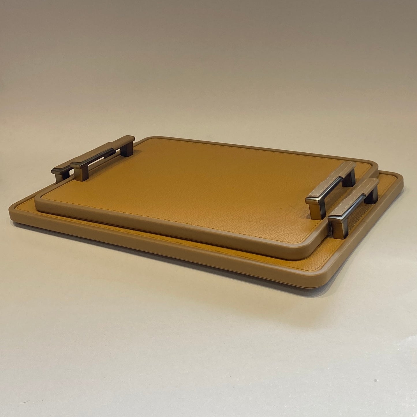FLAT TRAY (SET OF 2)