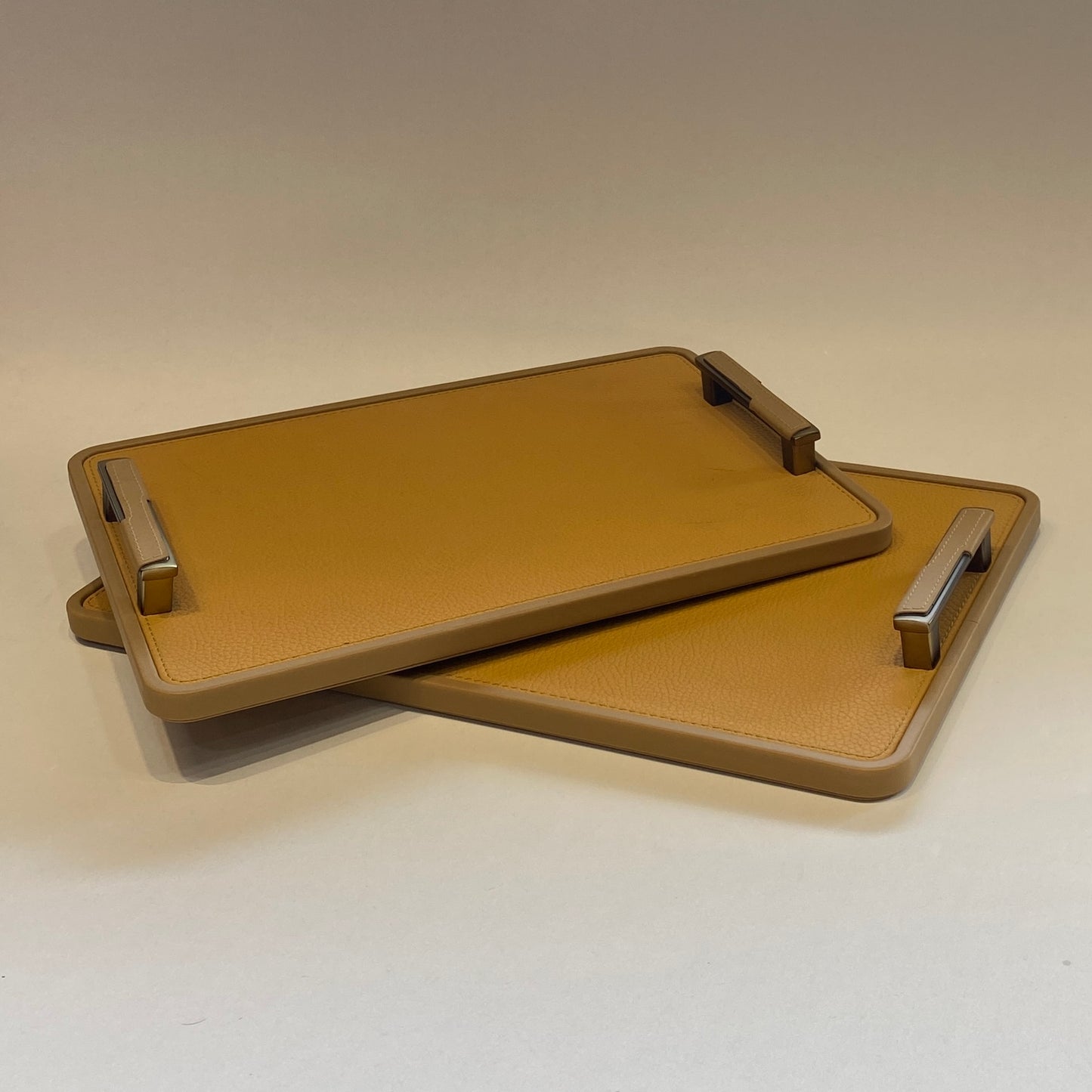 FLAT TRAY (SET OF 2)